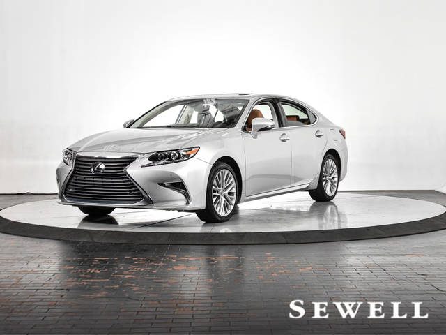 2016 Lexus ES  FWD photo