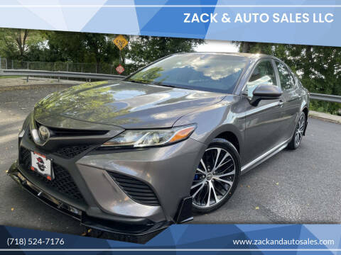 2018 Toyota Camry SE FWD photo