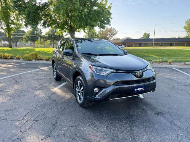 2018 Toyota RAV4 XLE FWD photo