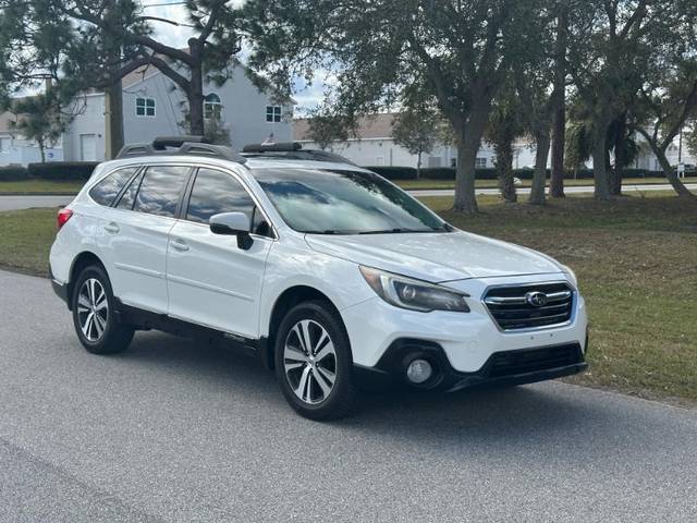 2018 Subaru Outback Limited AWD photo