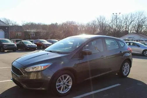 2018 Ford Focus SE FWD photo