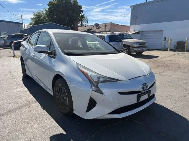 2018 Toyota Prius Two FWD photo