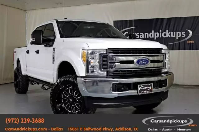 2017 Ford F-250 Super Duty XLT 4WD photo