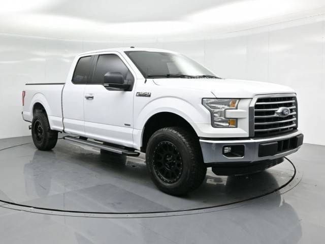 2015 Ford F-150 XLT RWD photo