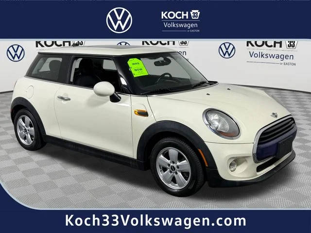 2016 MINI Hardtop 2 Door FWD photo