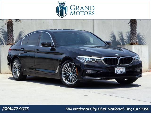 2018 BMW 5 Series 530i RWD photo