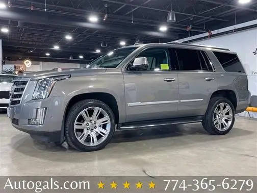 2018 Cadillac Escalade Luxury 4WD photo