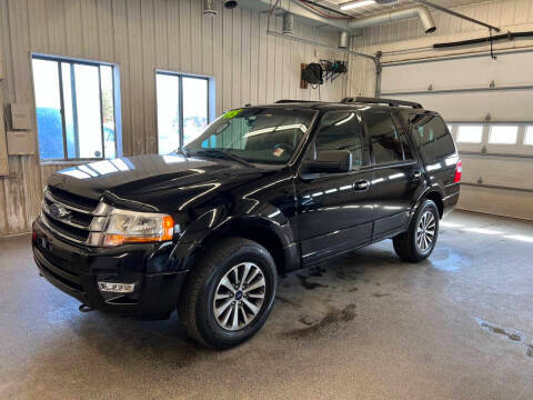 2017 Ford Expedition XLT 4WD photo