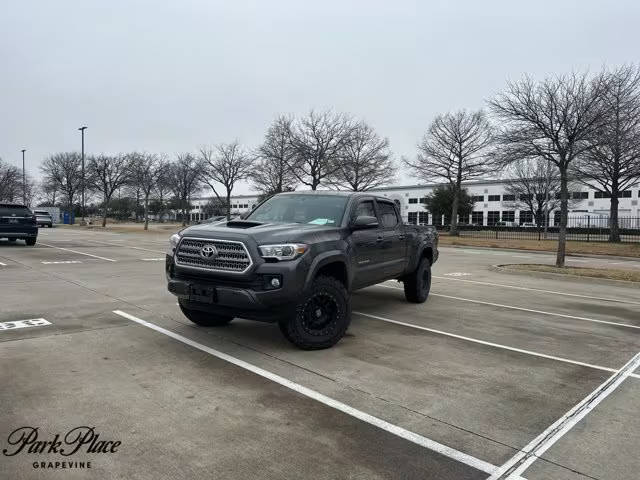 2016 Toyota Tacoma TRD Sport 4WD photo