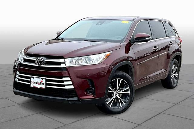 2018 Toyota Highlander LE FWD photo