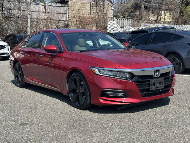 2018 Honda Accord Touring 2.0T FWD photo