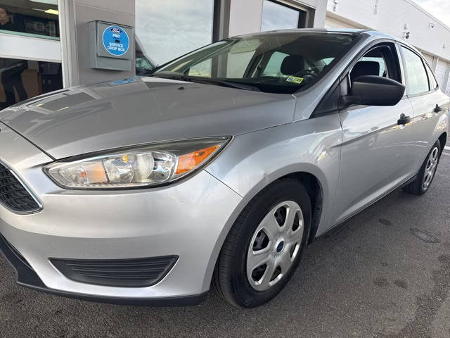 2018 Ford Focus S FWD photo