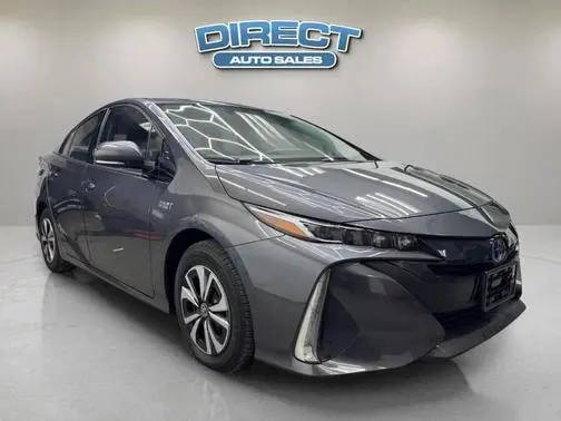 2017 Toyota Prius Prime Plus FWD photo