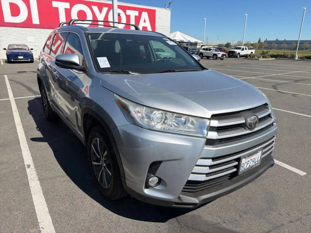 2018 Toyota Highlander XLE FWD photo