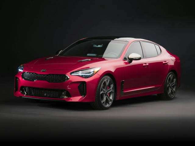 2018 Kia Stinger Premium RWD photo