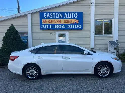 2018 Toyota Avalon Hybrid Limited FWD photo