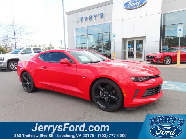 2018 Chevrolet Camaro 1LT RWD photo
