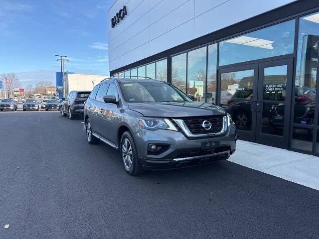 2018 Nissan Pathfinder SL 4WD photo