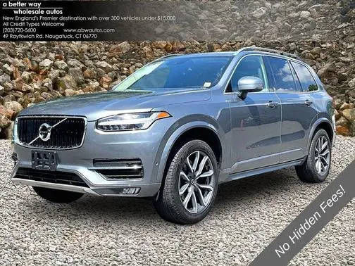 2018 Volvo XC90 Momentum AWD photo