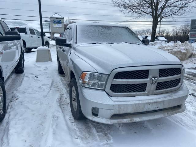 2018 Ram 1500 Express 4WD photo