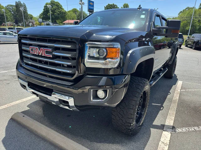 2018 GMC Sierra 2500HD SLT 4WD photo