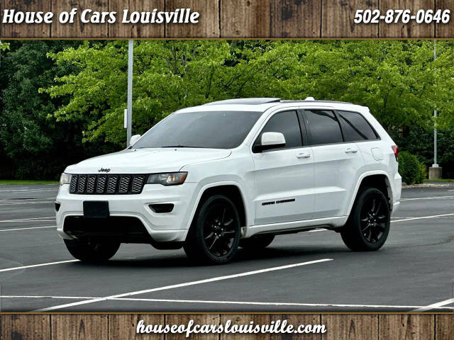 2018 Jeep Grand Cherokee Altitude 4WD photo