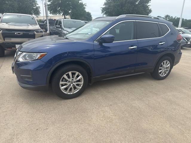2018 Nissan Rogue SV FWD photo