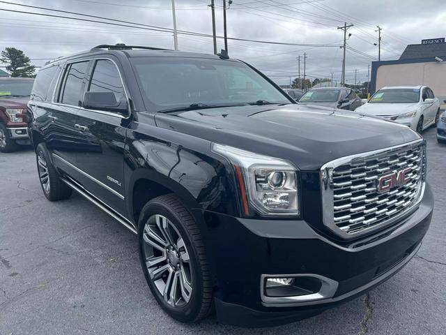 2018 GMC Yukon XL Denali RWD photo