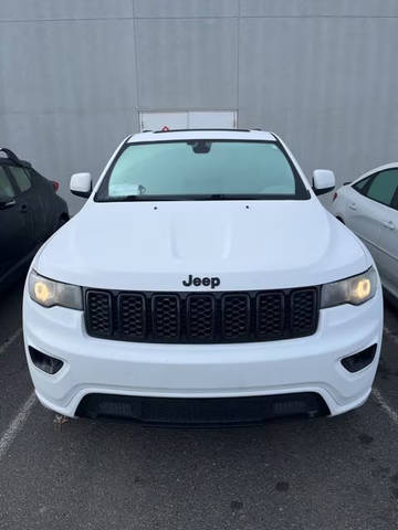 2018 Jeep Grand Cherokee Altitude 4WD photo