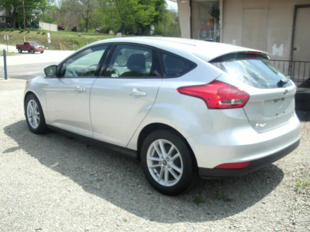 2018 Ford Focus SE FWD photo