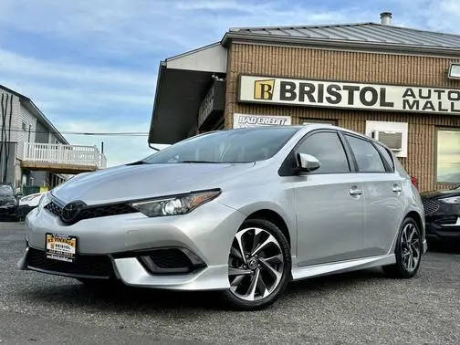 2018 Toyota Corolla iM FWD photo