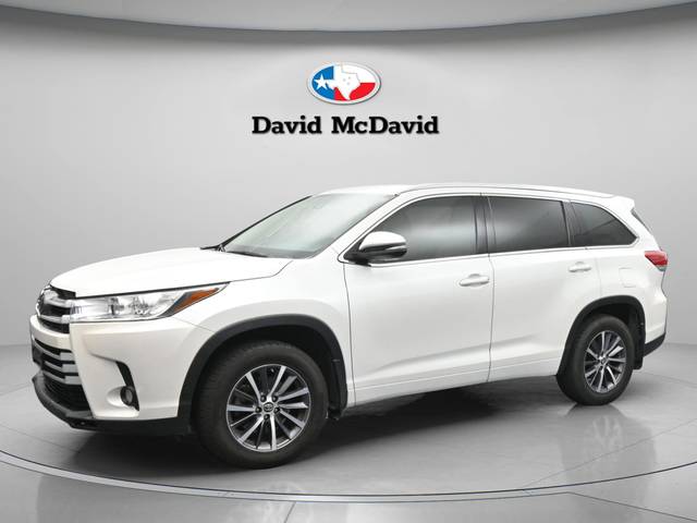 2017 Toyota Highlander XLE AWD photo