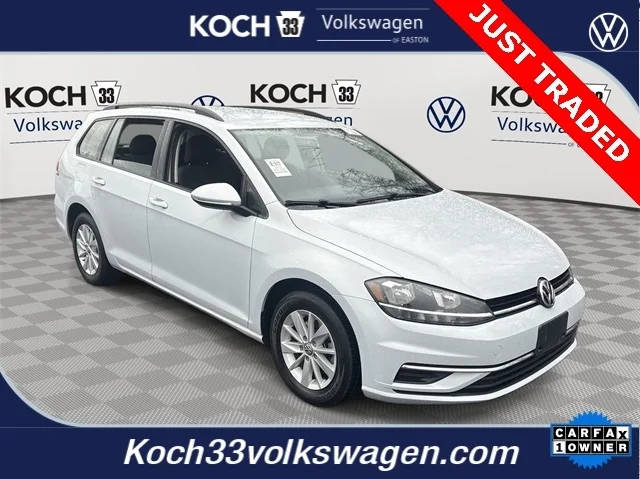 2018 Volkswagen Golf SportWagen S FWD photo