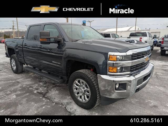 2017 Chevrolet Silverado 2500HD LT 4WD photo