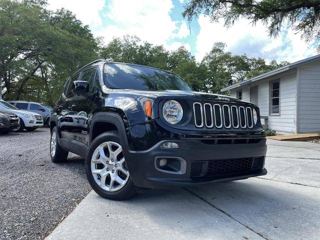 2017 Jeep Renegade Latitude FWD photo