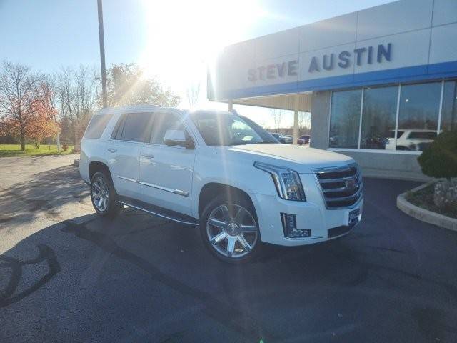 2018 Cadillac Escalade Premium Luxury 4WD photo