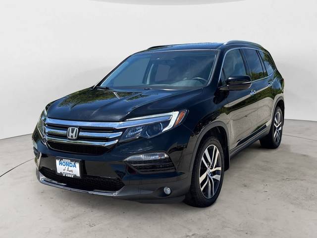 2018 Honda Pilot Touring AWD photo
