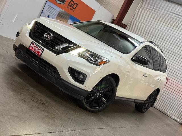 2018 Nissan Pathfinder SL FWD photo