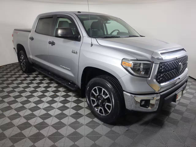 2018 Toyota Tundra SR5 4WD photo