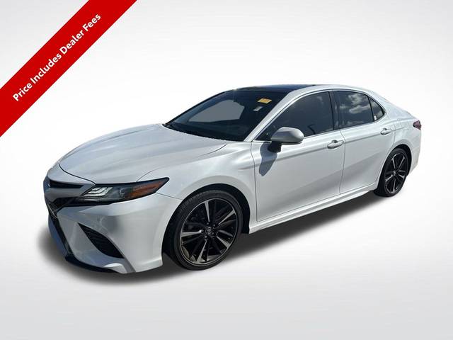 2018 Toyota Camry XSE FWD photo