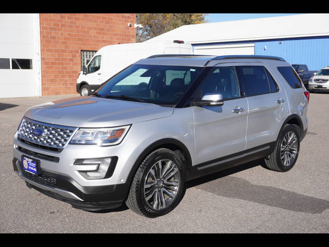 2017 Ford Explorer Platinum 4WD photo