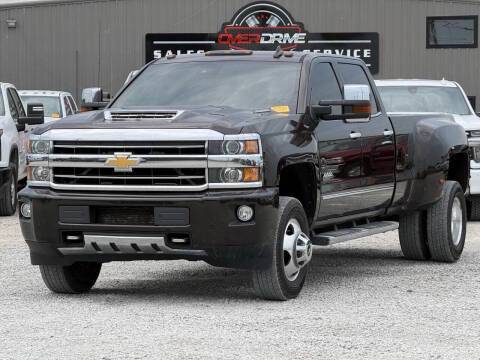 2018 Chevrolet Silverado 3500HD High Country 4WD photo