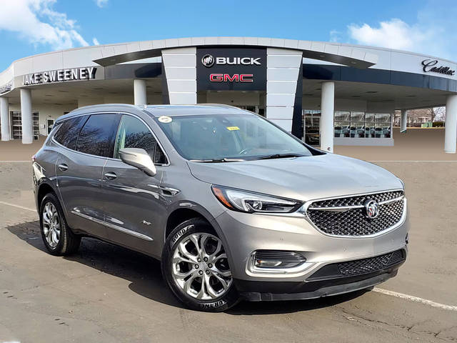 2018 Buick Enclave Avenir AWD photo