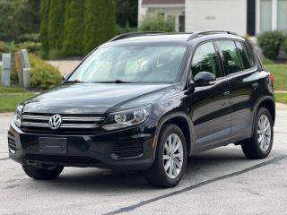 2017 Volkswagen Tiguan AWD photo