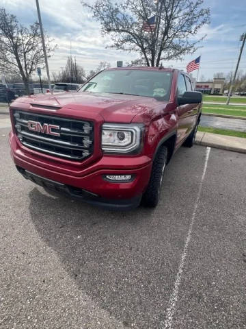 2018 GMC Sierra 1500 SLT 4WD photo