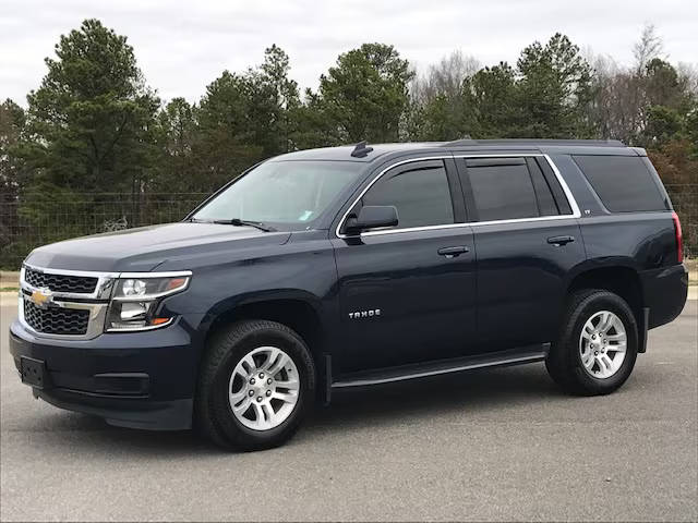 2018 Chevrolet Tahoe LT 4WD photo