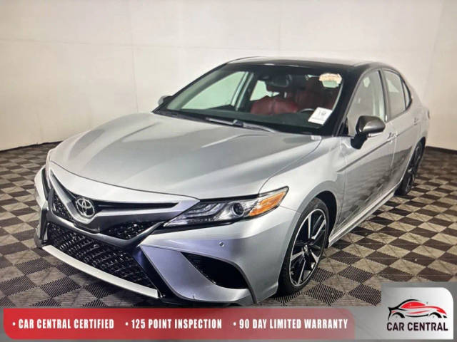 2018 Toyota Camry XSE FWD photo
