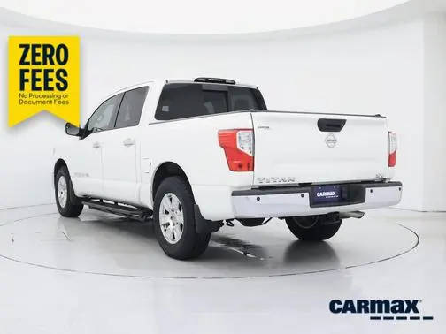 2018 Nissan Titan SV RWD photo