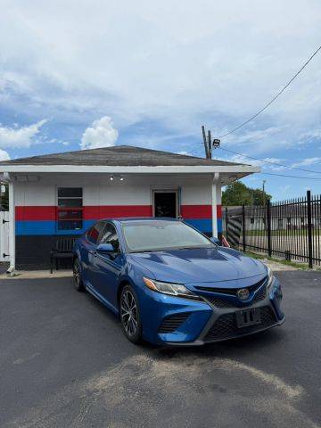 2018 Toyota Camry SE FWD photo