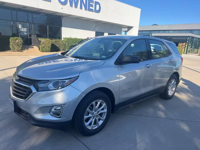 2018 Chevrolet Equinox LS FWD photo